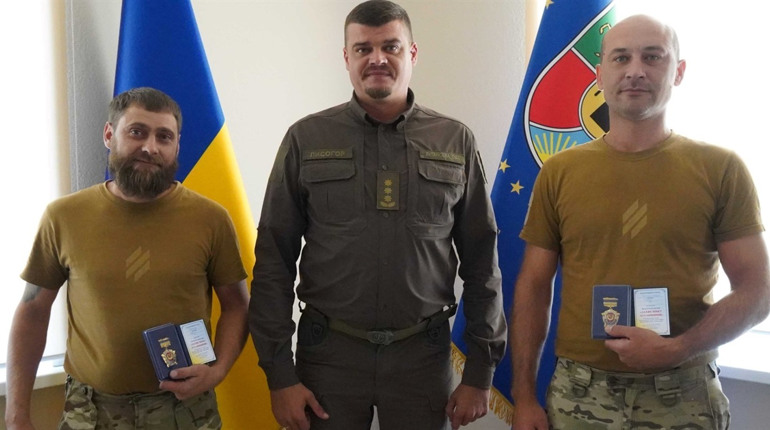 На Луганщині нагородили захисників та захисниць України, які відбивають ворожу навалу на сході