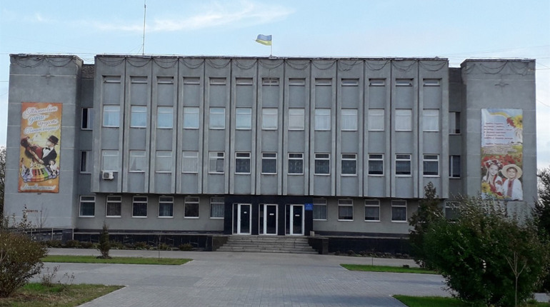 Попаснянська районна Дитяча школа мистецтв приймає на навчання дітей та дорослих
