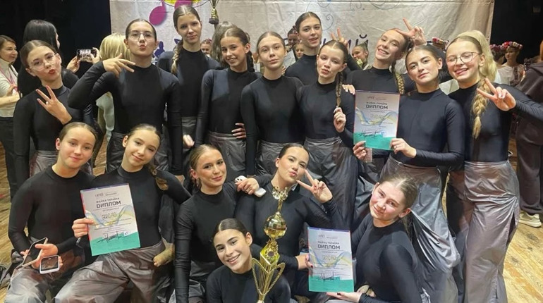 Чотири гран-прі та золото: як «Журавка» виступила на фестивалі «Файна Україна»