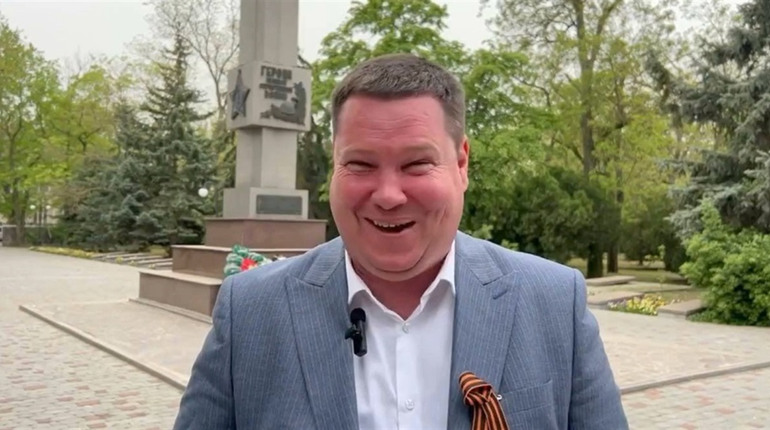 Гауляйтер Нової Каховки Віталій Гура з'явився на роботі після "підвалу"