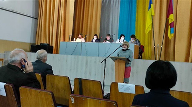 У Сватовому відбулася сесія міської ради: коротко про головні рішення