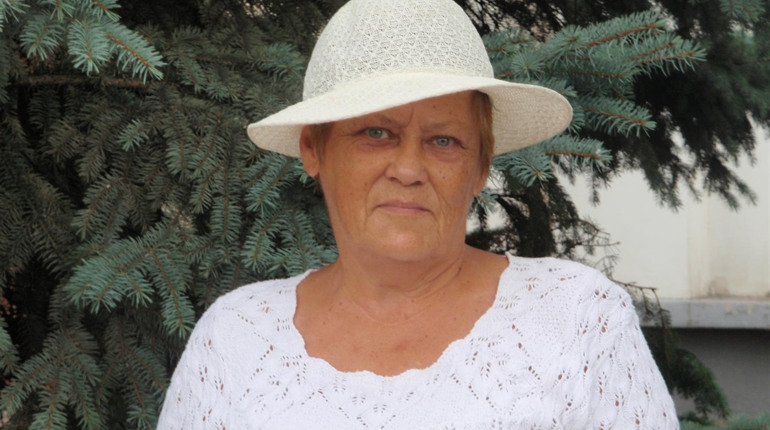 Сватівчанці Олені Козюберді потрібна допомога. Її рідні і колеги збирають гроші на хіміотерапію