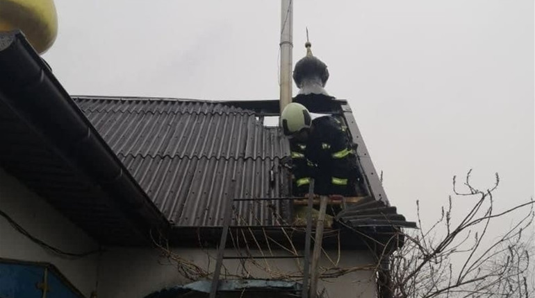 У Святогорівці горіла церква 