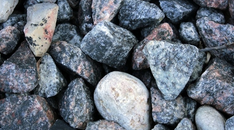 У Клесівському родовищі незаконно видобували граніт. Підозрюють директора підприємства