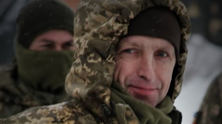 Петиція. Звання Героя України просять посмертно присвоїти 44-річному воїну з Глухова