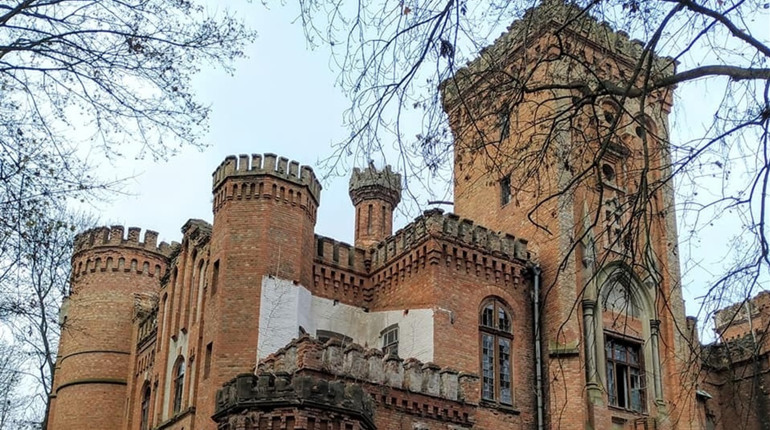 Уманчани побували в маєтку Даховських і тепер думають, як його відновити 