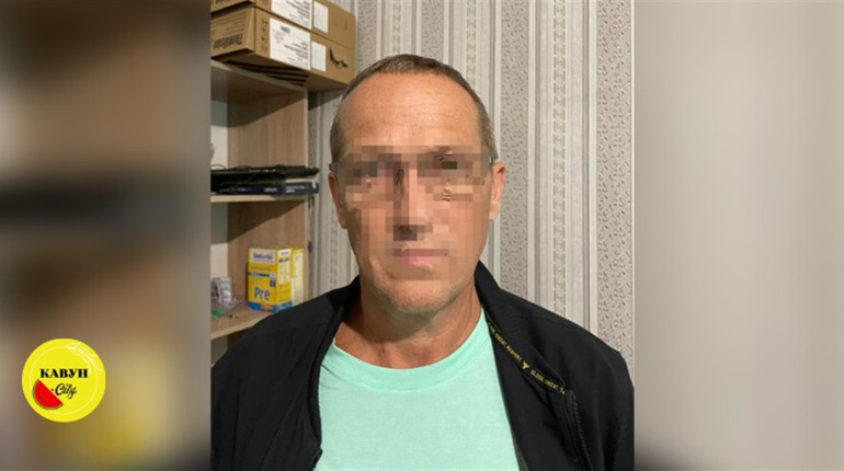 Торгував з окупантами та накрив їм «святковий стіл»: На Херсонщині викрили посібника ворога