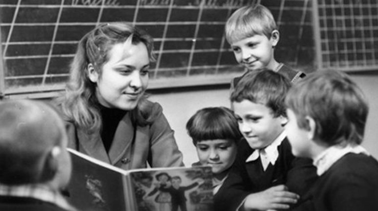 Про тих, хто серце віддав дітям. Спогади відомих южноукраїнців про улюблених учителів