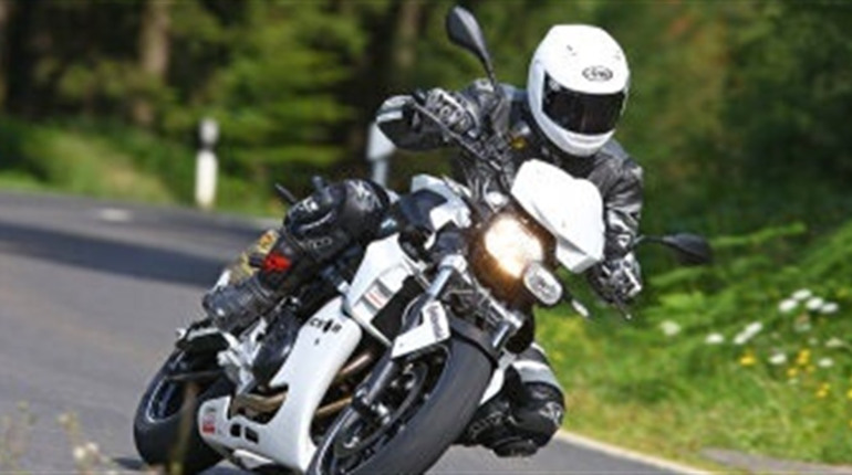 У Городку оштрафували мотоцикліста, який тричі попадався п’яним за кермом і їздив без прав