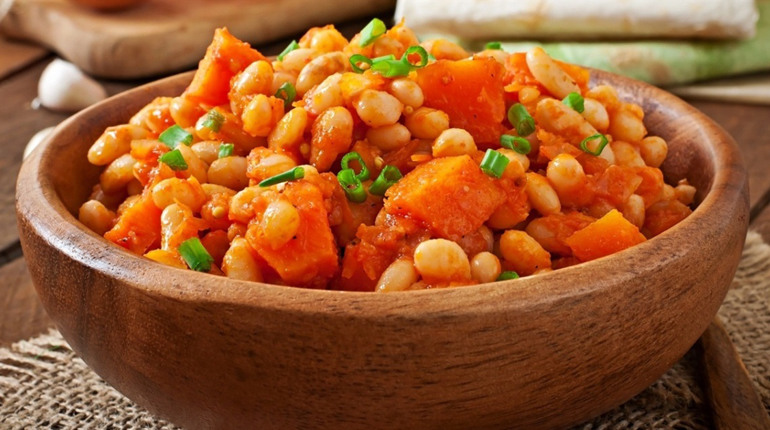 Рецепт дня: квасоля з тушкованими овочами