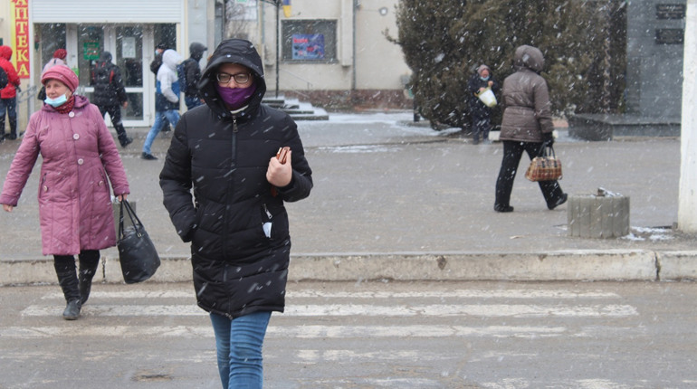 Школи – на дистанційку, дитсадки - поки у звичному режимі. Які ще обмеження введені на Городоччині
