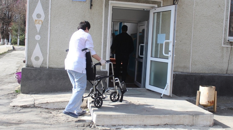 Відділення гемодіалізу у Городку. Чому воно досі не працює і як це питання вирішують у громаді