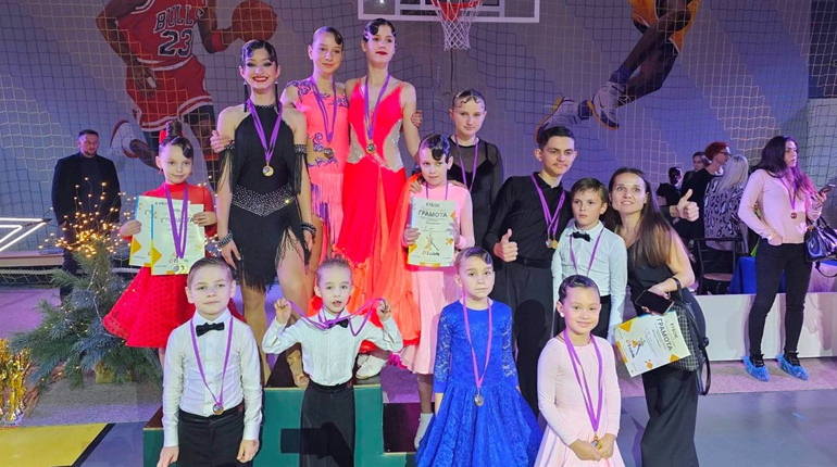 Відчуйте ритм життя з «Dance Center»: приєднуйтесь до танцювальної сім'ї вже сьогодні