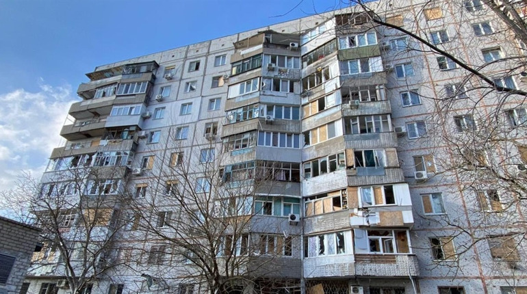 На Херсонщині армія рф атакувала соціальну інфраструктуру та житлові квартали, є загиблі та поранені