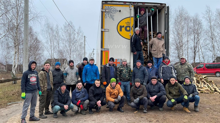 Волонтери Локницької громади доставили гумвантаж для жителів Запоріжжя та військовослужбовців