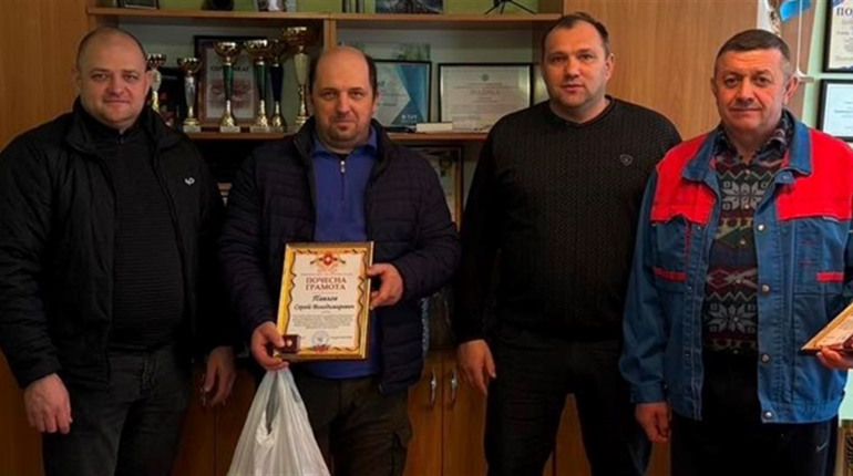 Навчають рятувати життя та допомагають фронту: на Сарненщині відзначили волонтерів