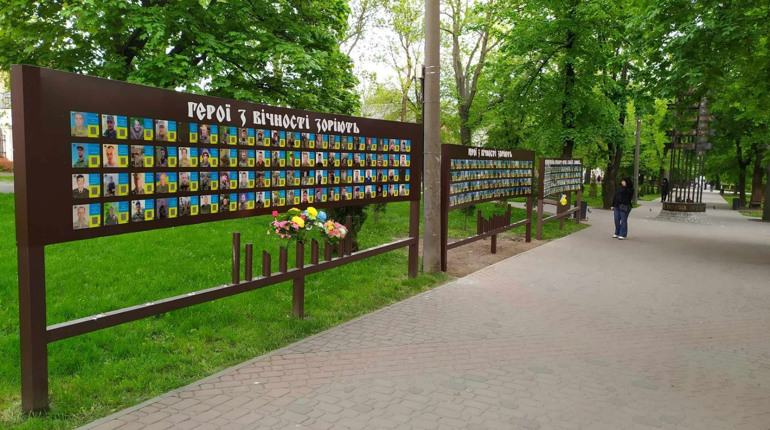 В Умані оновили меморіал Пам’яті Героїв Уманщини загиблих на російсько-українській війні