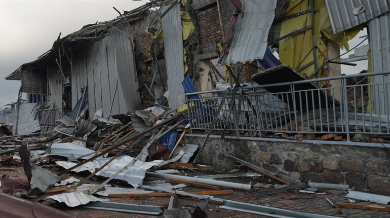 У Сумах внаслідок нічної атаки дронами поранено 11 людей, серед них — четверо дітей