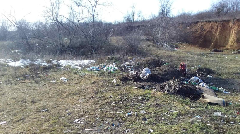 Свідомих мешканців Мирного просять включитися в боротьбу з несанкційними звалищами 