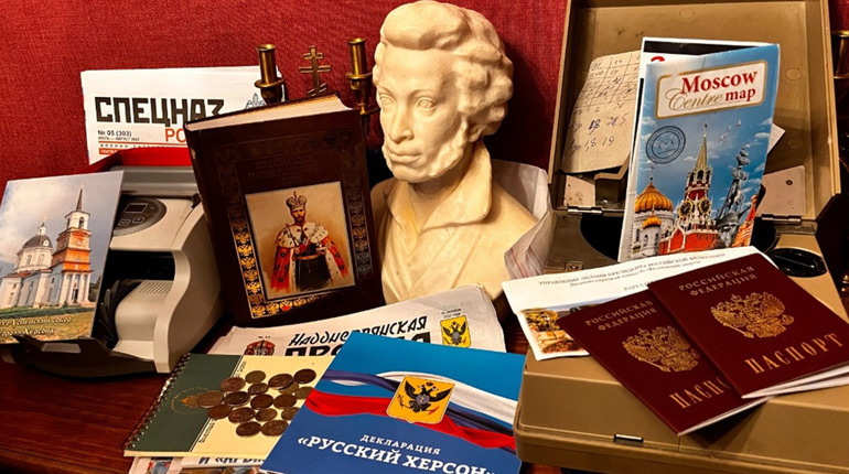 У Херсоні провели обшук в одній із церков, там виявили ворожу літературу та паспорти