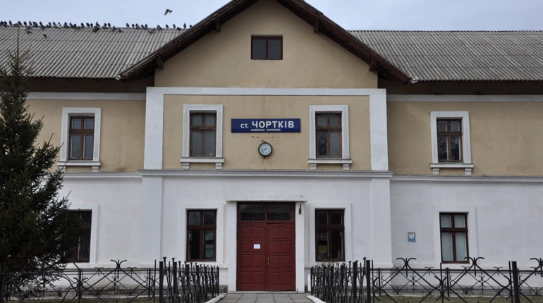 Напередодні Миколая Укрзалізниця відновить потяг з Києва на Чортків
