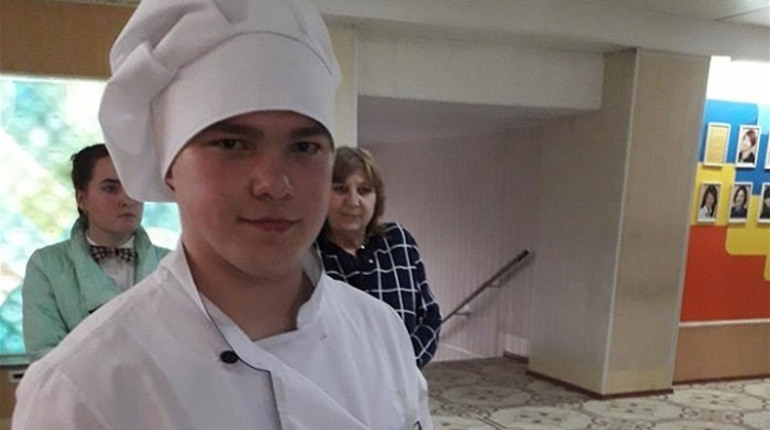Учень Гущинецького училища став призером обласного конкурсу кухарів