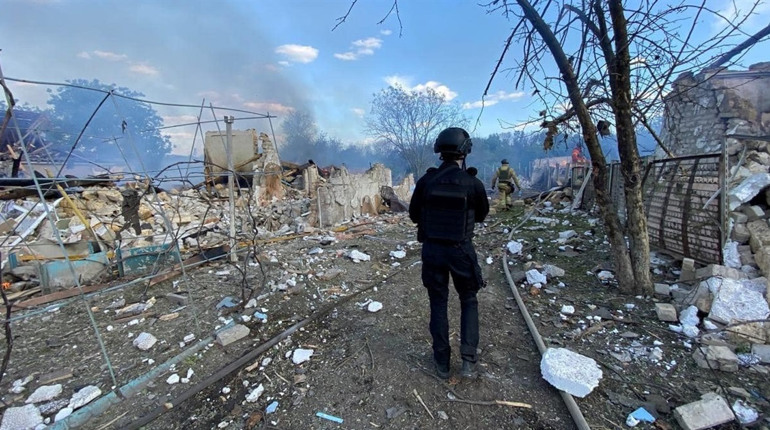 У Моначинівці через авіаудар знищена вся вулиця: загинула жінка