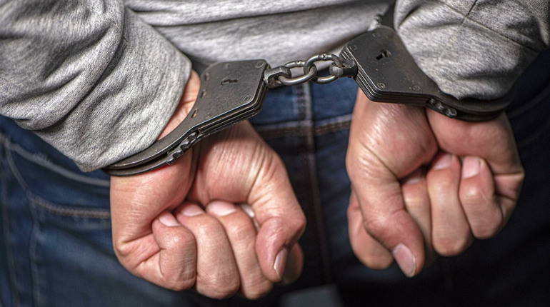 За розбійний напад житель Вараша проведе за ґратами 12 років
