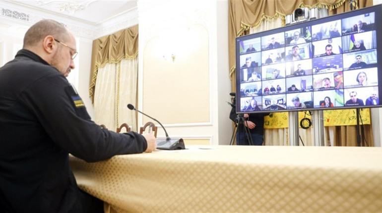 Критичну інфраструктуру Херсонщини мають відновлювати швидше, — уряд