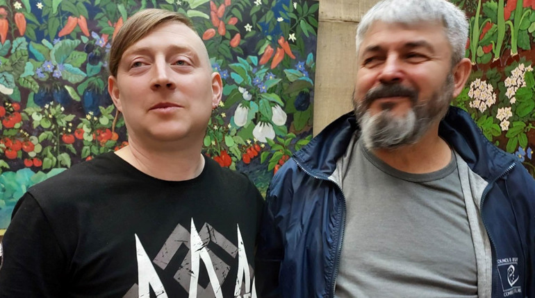 «Людям потрібно навчитися формулювати думки українською»: В’ячеслав Бондар про розмовний клуб «Ріка»
