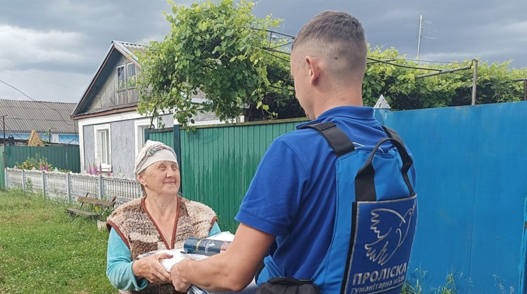 Гуманітарна місія «Проліска» доставила будматеріали для швидкого ремонту житла у селище Вороніж