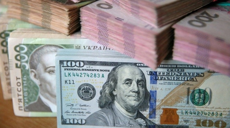 Стрибок курсу валют: чи очікувати посилення гривні?