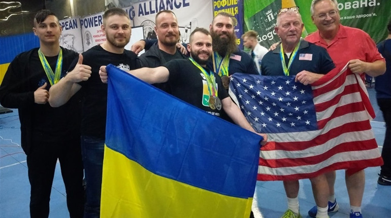 На чемпіонаті світу наші пауерліфтери здобули 6 золотих медалей