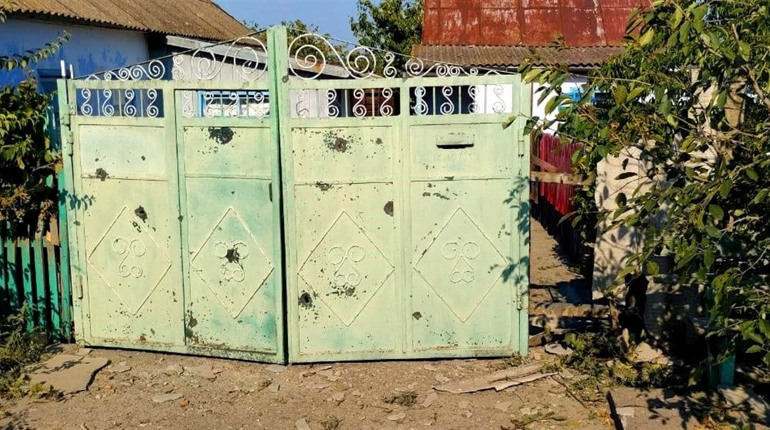 Російські окупанти продовжують обстрілювати Херсонщину: завдають ударів по цивільній інфраструктурі