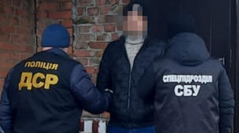 У Хмельницькому затримали кримінального "авторитета", якому раніше заборонили в'їжджати в Україну