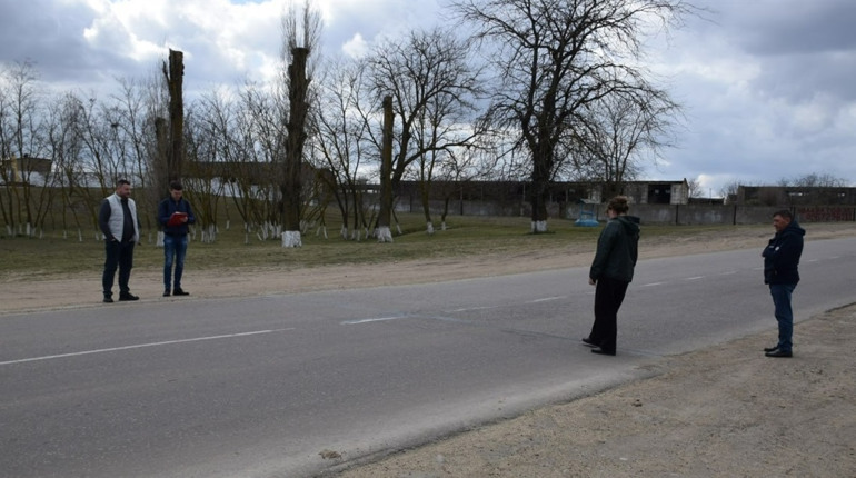 У Біляївці обстежили стан дорожнього покриття на ділянці траси Т-16-25 в межах міста