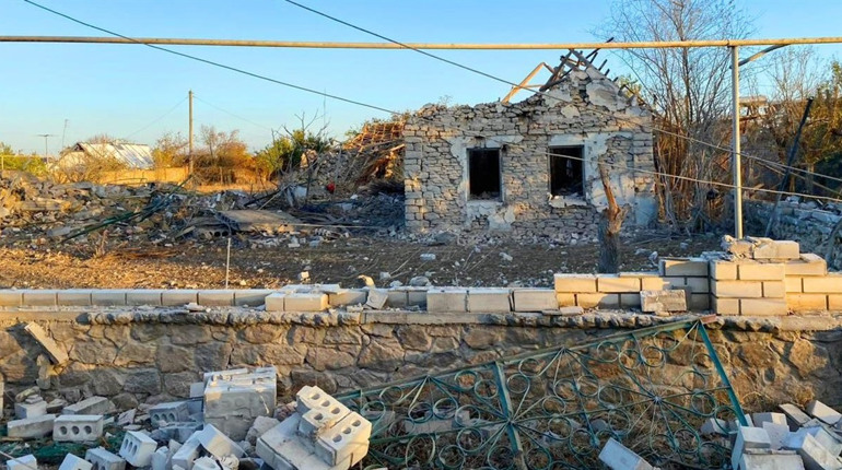 Обстріли Херсонщини 18 жовтня у світлинах від правоохоронців