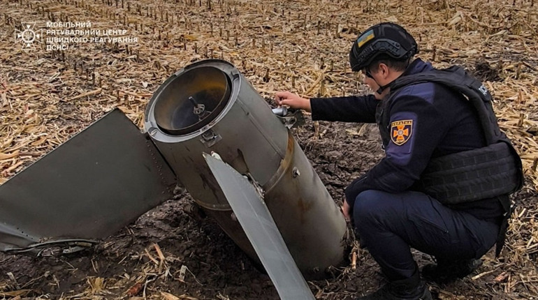 Фермер з Бориспільщини працював у полі й натрапив на залишки ракети С-300