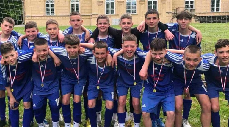 Дрогобичани перемогли у міжнародному футбольному турнірі у Польщі: що відомо про спортсменів
