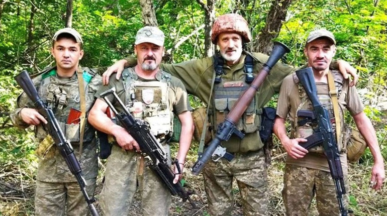 Частина необхідної суми вже є. Родина воїна з Городка збирає кошти на авто. Як допомогти