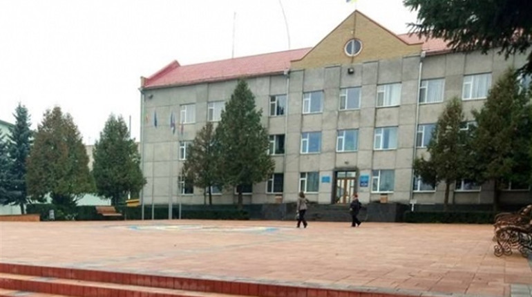 Стало відомо, коли відбудеться перша сесія новообраної Калинівської міської ради