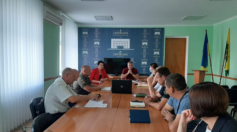 У Сватовому через спалах COVID-19 збиралася комісія з надзвичайних ситуацій: що сталося