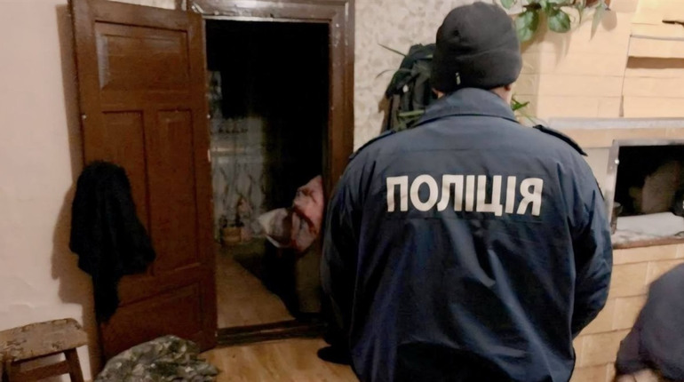 Жителя Сарненського району поранив ножем батько: обставини з’ясовують