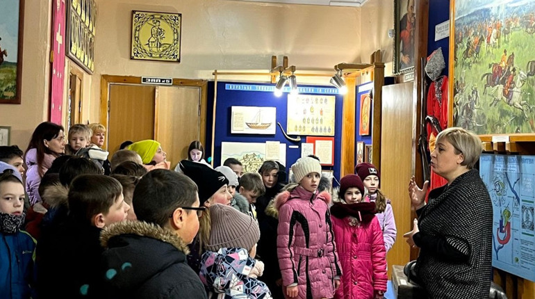 "Подорож в минуле": у Жовтоводському музеї пройшла театралізована екскурсія (відео)
