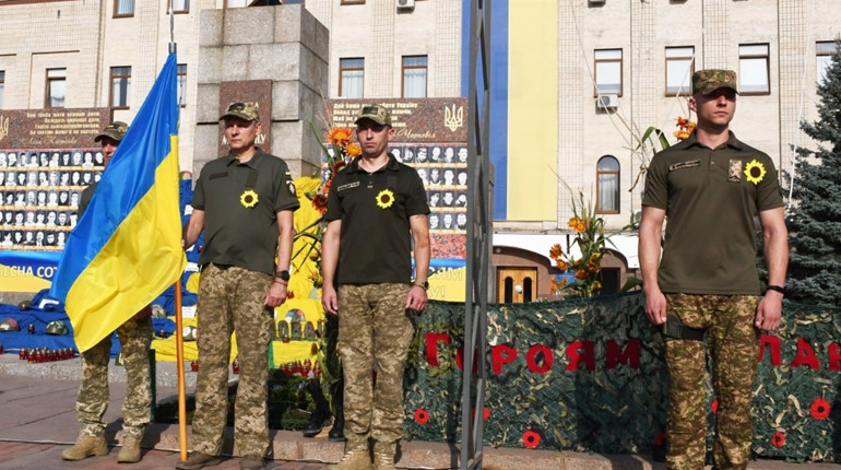 Орденом “За мужність III ступеню” посмертно нагороджено лейтенанта поліції Ігоря Місюню