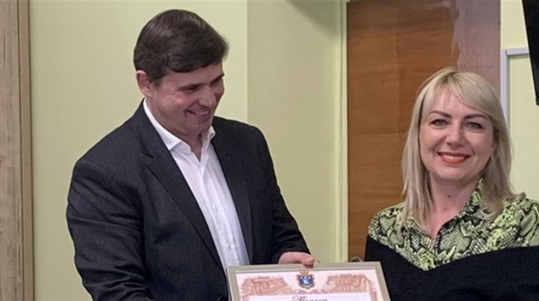 Волонтерка зі Швейцарії передала дітям Калуша 1100 франків на “позитивні емоції”