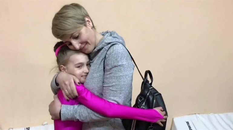 Із танцювального залу – у бомбосховище. Як маленька киянка на Хмельниччині танцює під звуки сирени