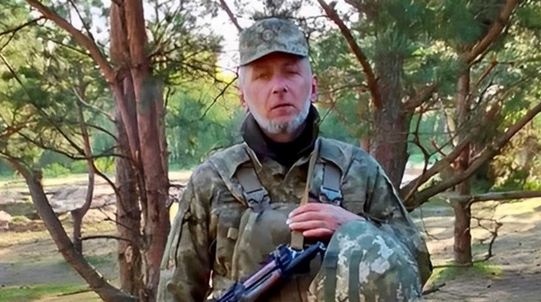 На фронті загинув глухівчанин Володимир Хиро. Він поклав життя під звільненим від ворога Рівнопілем