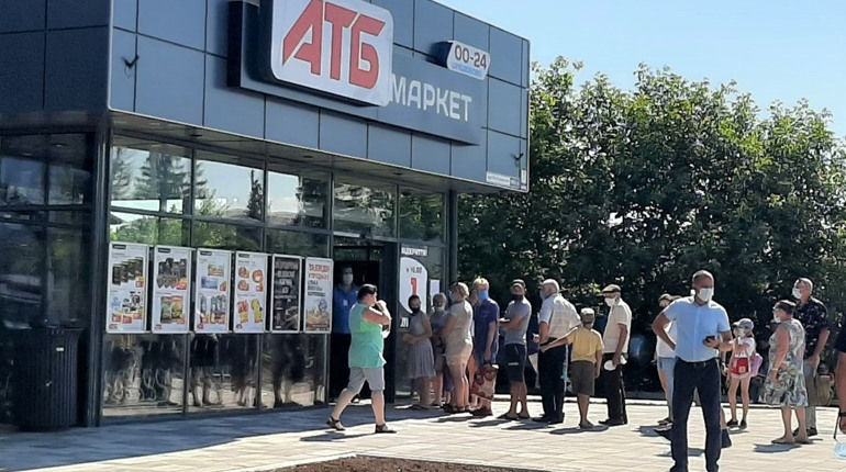 Перший день роботи «АТБ» в Біляївці: скільки людей відвідали, і що цікавого там представлено