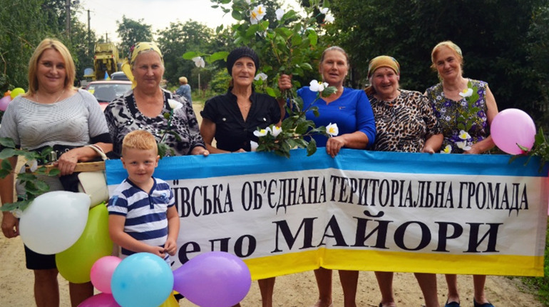 Опитування: майорівців просять визначитись з датою проведення Дня села. Пояснюємо, чому це важливо